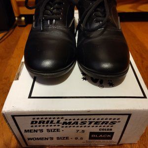 Drill Masters 7.5 men, 9.5 women’s marching band shoes